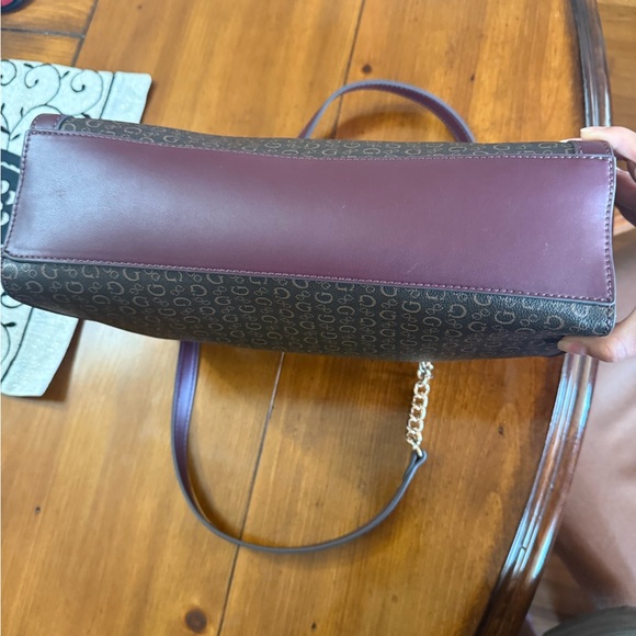 Guess Burgundy and Brown with muted Gold letters Shoulder Bag - Picture 3 of 10